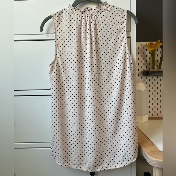 41 Hawthorn Cream and Black Ruffled Sleeveless Blouse stitch fix small - Picture 5 of 7